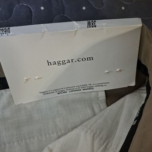 Haggar Cool 18 tan Relaxed pleated shorts size 38 NWT - Picture 2 of 4